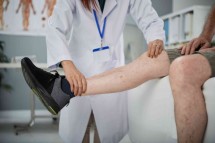 Consult the Leading Knee Surgeon in Manchester